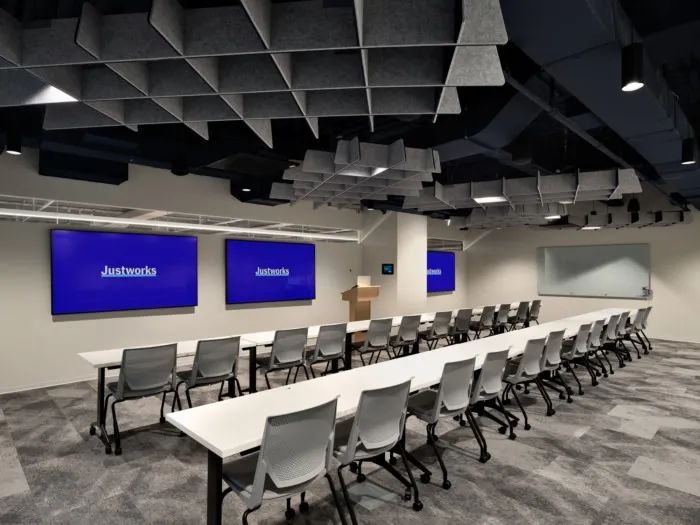 个性化高端办公空间设计200平方米,新型商业办公空间设计表现方法