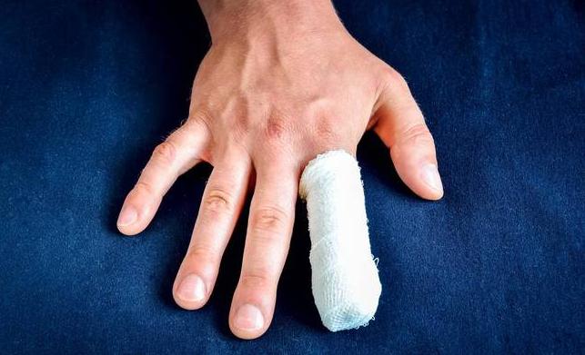 外科手术疤痕怎么祛除,手术疤痕怎么能彻底消除好用不贵