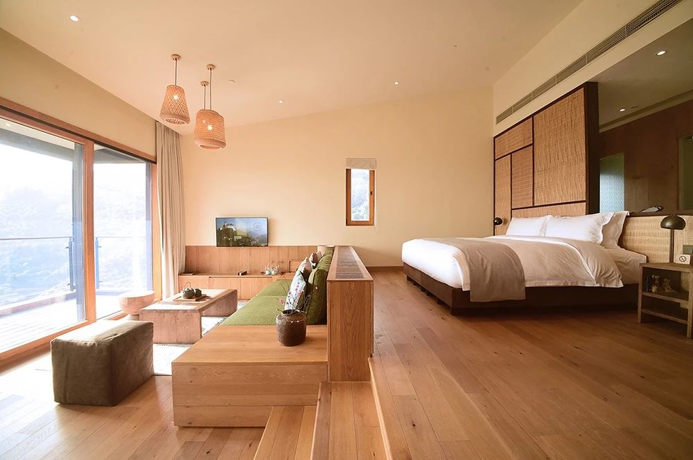 裸心堡折扣,裸心堡观景攻略