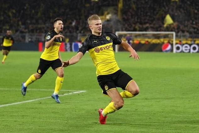 足坛十大黄金左脚排名,迪马利亚和c罗谁强