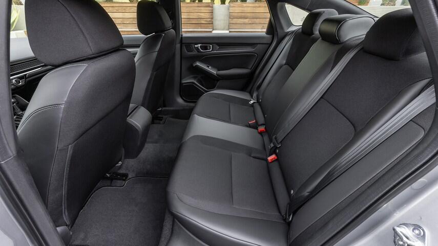 本田雅阁思域2023款哪款最值得买,本田思域顶配值得买还是买雅阁