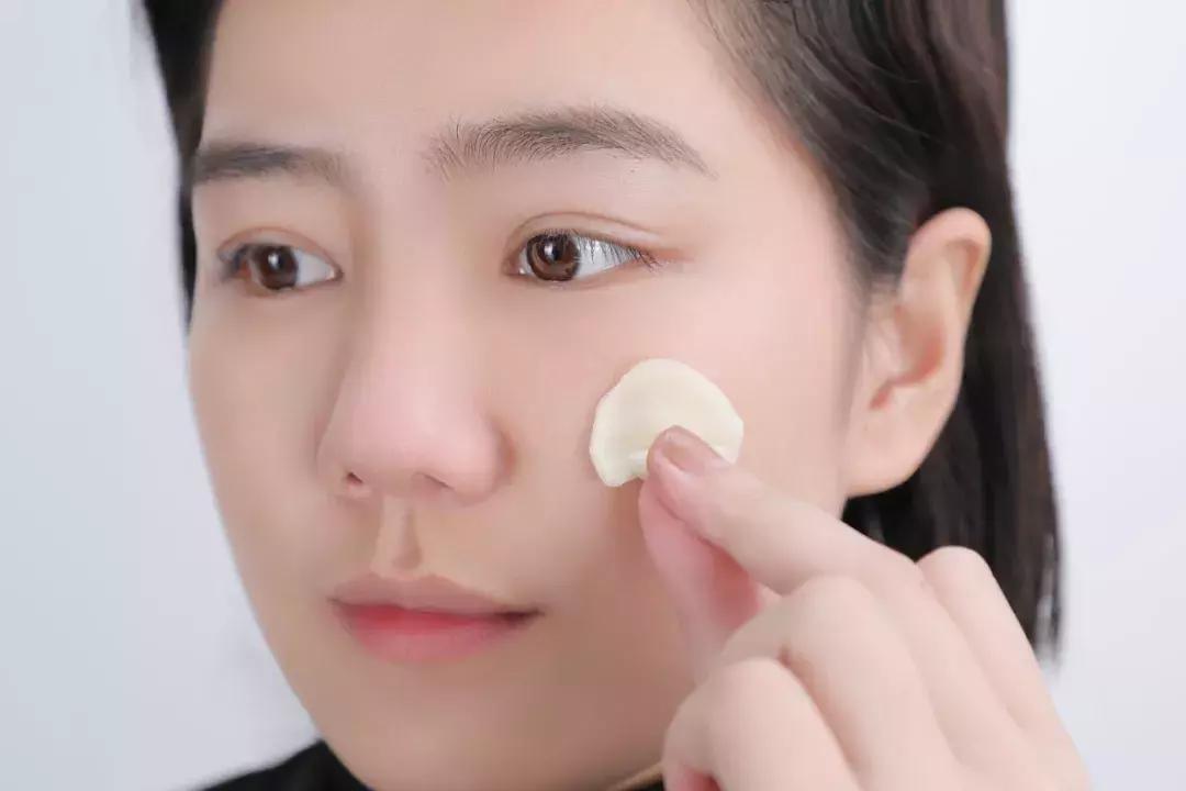 沈梦辰美白真的有用吗,沈梦辰吃槟榔