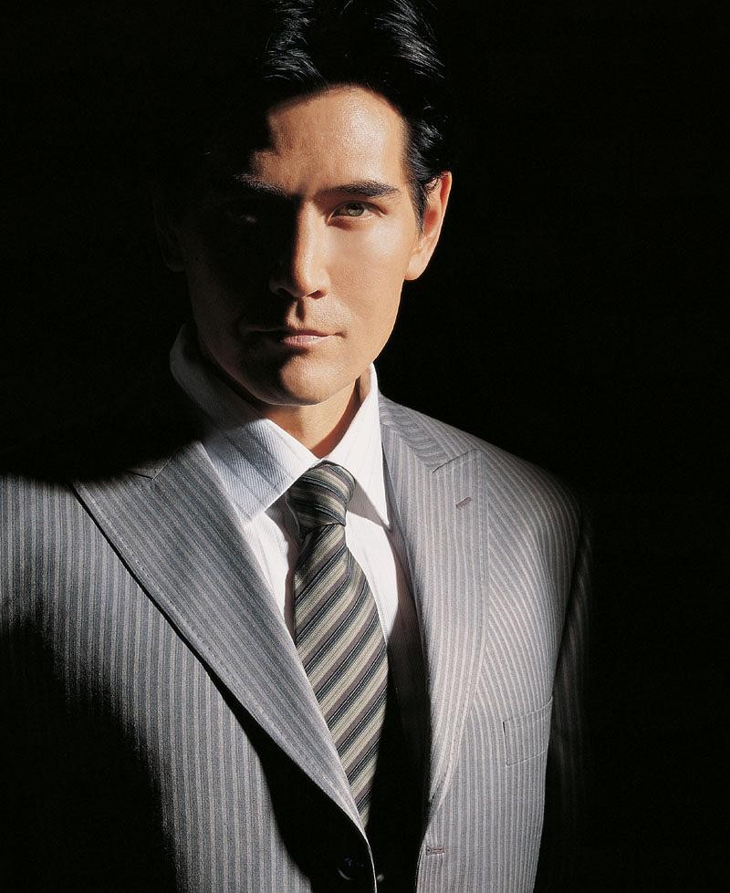 57岁费翔和母亲照片图文,费翔梦里的照片