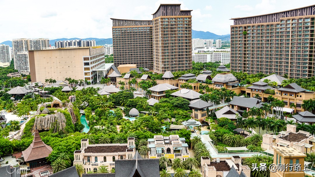 三亚酒店推荐性价比高海边附近,三亚住宿攻略海景酒店五天四晚