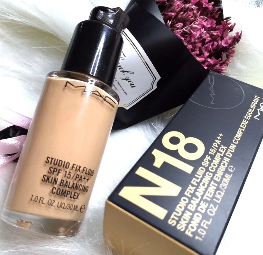 推荐4款控油持妆粉底液,炎热夏季也不怕脱妆,做个清透的女孩子