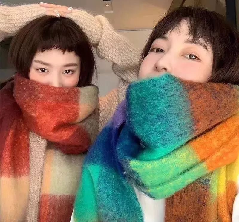 围巾女冬季百搭彩虹格子,冬季高级感彩虹围巾