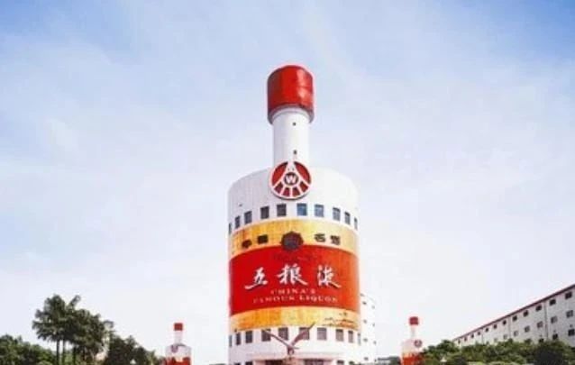 许家印吐槽恒大完整版,许家印亲自设计的恒大足球场