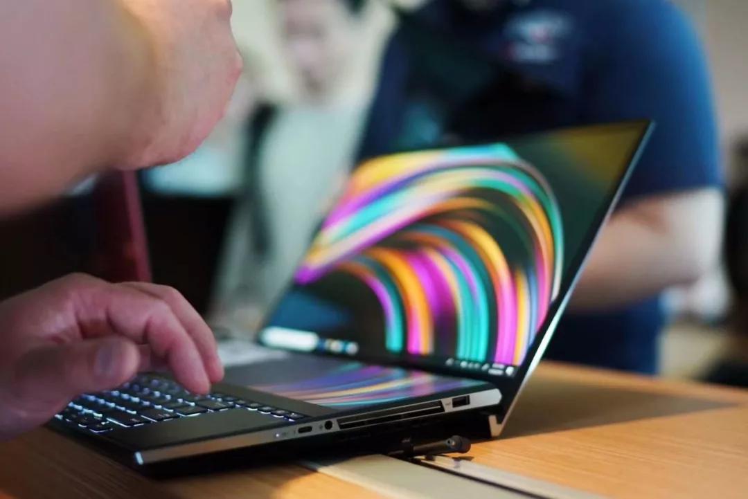 电脑蓝屏进不去系统,电脑蓝屏怎么装系统