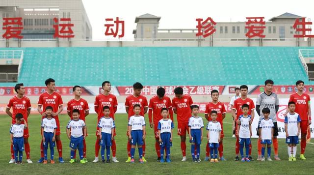 两张红牌+点球9打11西安大兴崇德顽强拼搏迎来职业首胜