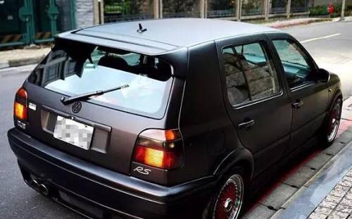 suv后雨刮原理,为什么轿车没有后雨刮