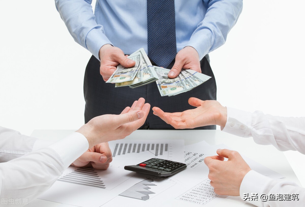 工地受伤10级伤残能赔偿多少钱,工地受伤该怎么和老板谈赔偿