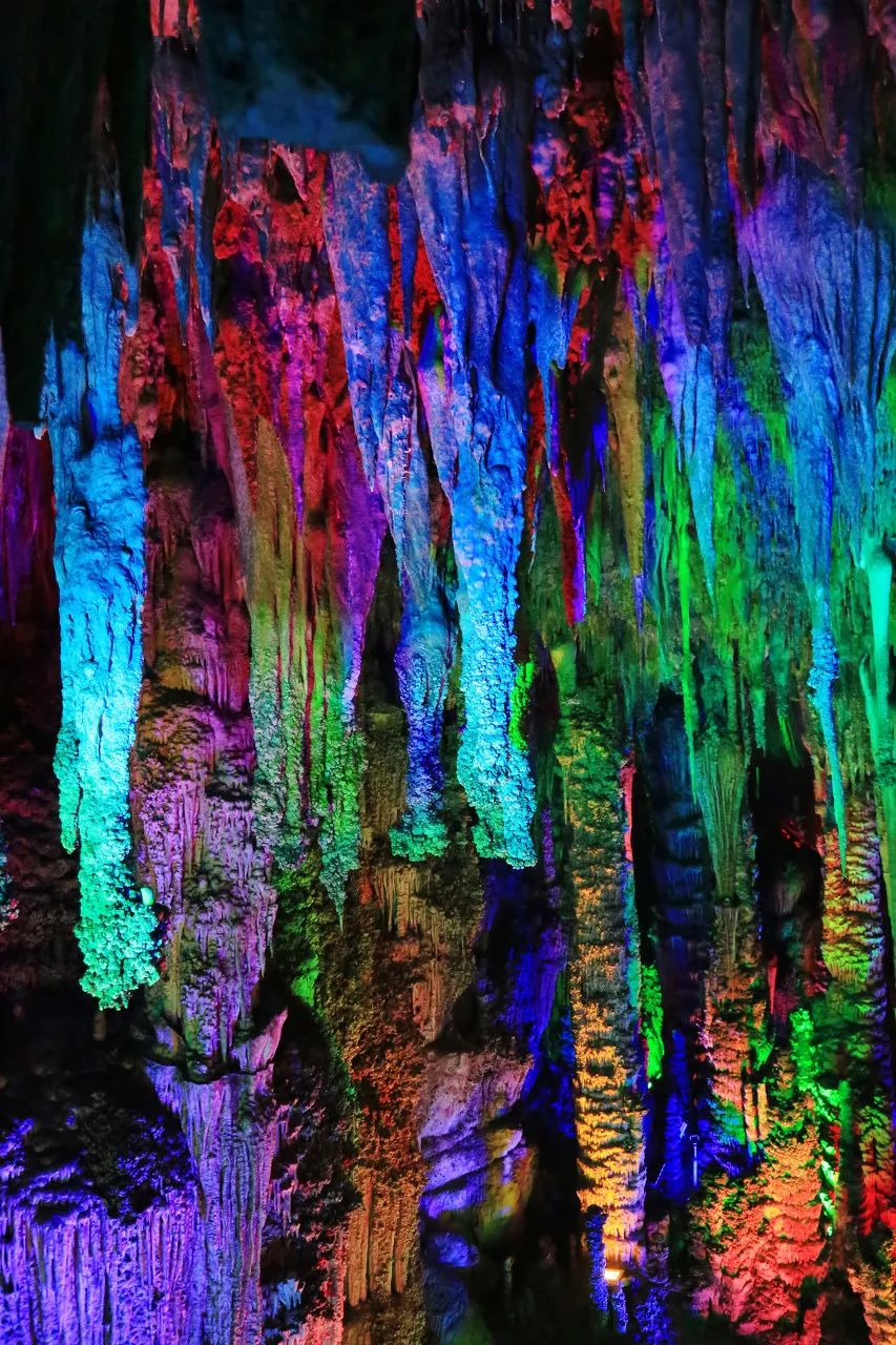 这个人少小众的秘境里,竟然藏着中国最爽的夏天