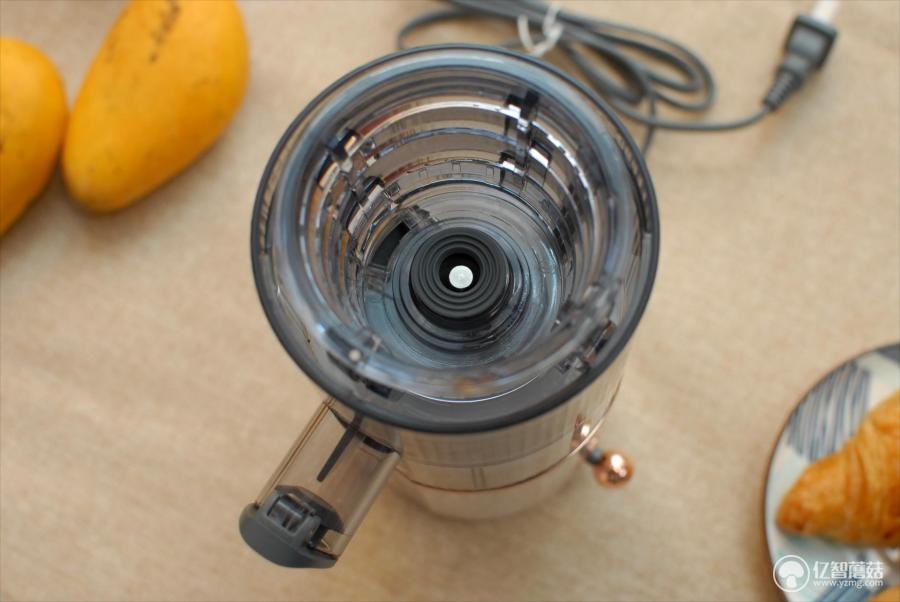 自制苏打气泡水免气泡机,自制气泡果汁