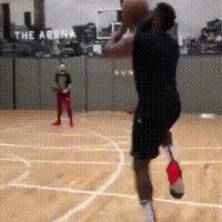 威少和哈登今天的表现,哈登威少终于打出该有的表现