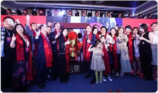 寰澶у挅,寰浜戦泦