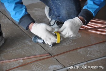 美的中央空调领航者三代有几款,美的领航者二代中央空调外机