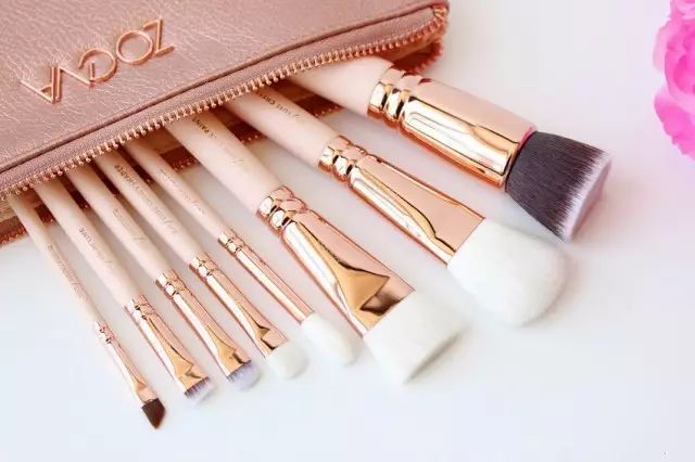 史上最详细化妆刷科普帖新手必备,日常妆要用到的化妆刷