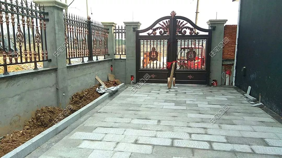 框架建房基础施工,农村建房框架结构哪里找施工队