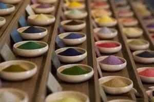 中国画颜料怎么用视频,中国画颜料正确做法怎么做