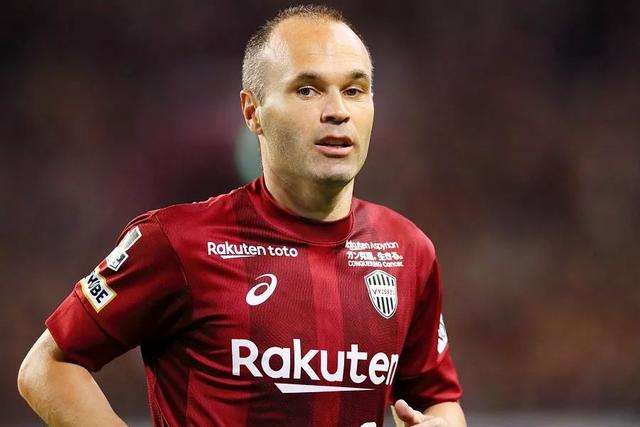 姆巴佩梅西c罗哪个实力更强,24岁的姆巴佩梅西c罗谁更强