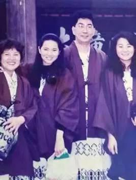 伊能静的坎坷情史:亲手葬送23年感情,离婚后嫁秦昊收获幸福