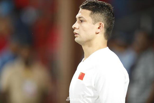 现役还能为国足出战的归化球员,2020为祖国加油披上战袍