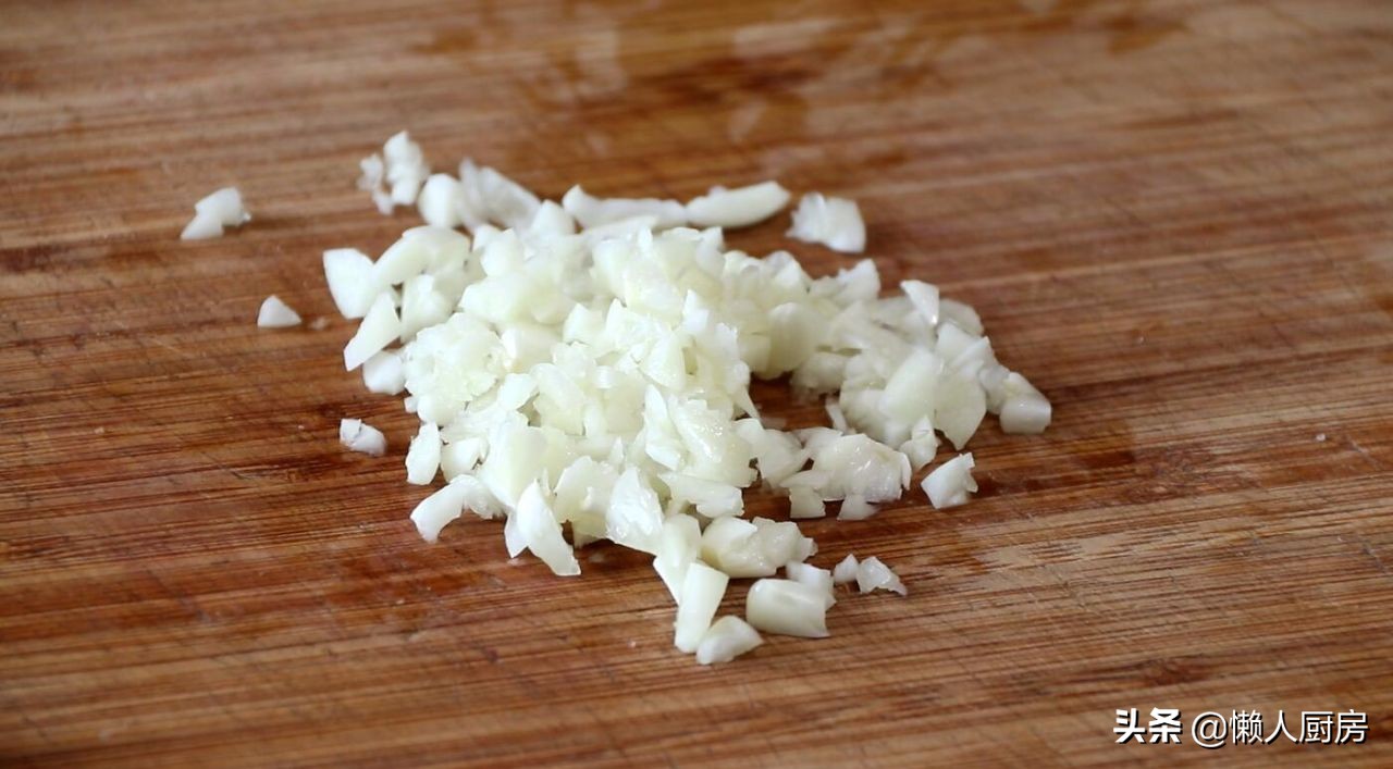 鱼籽不焯水直接炖,煮鱼籽鱼泡要不要先焯水