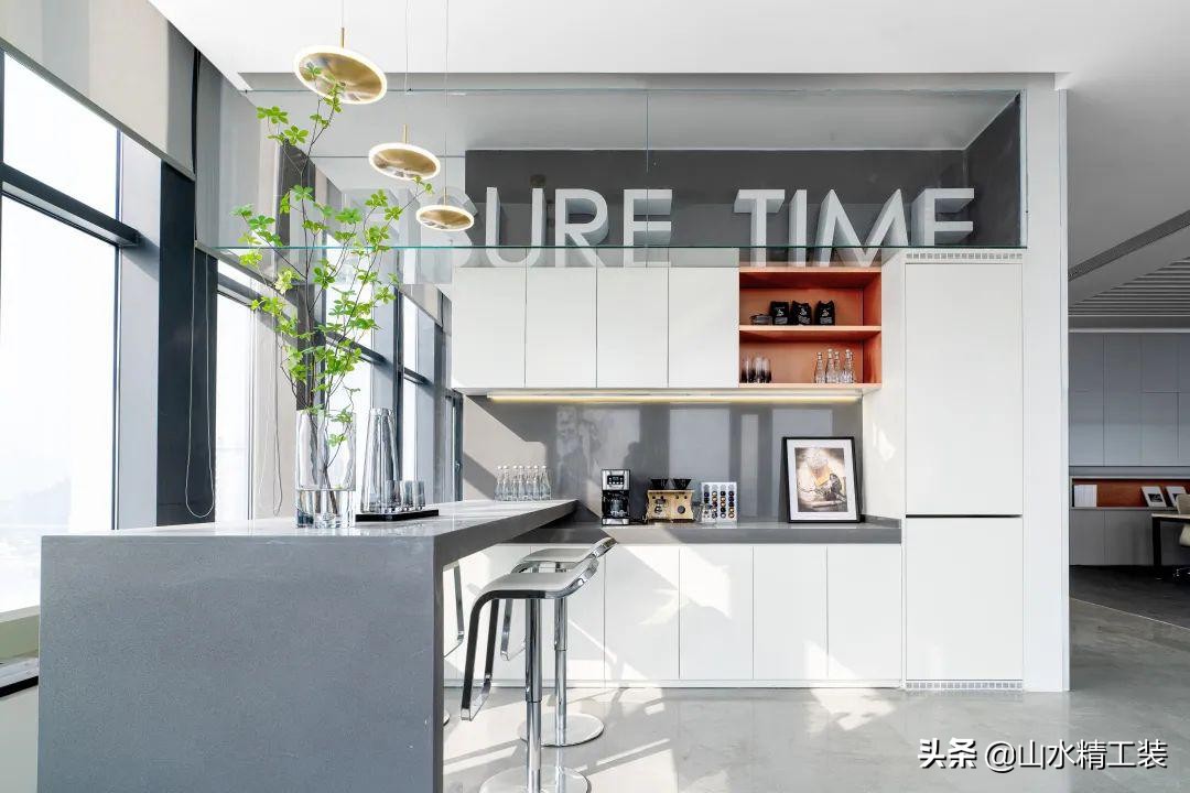 中国十大公装设计「山水精工装」丨赋予自然情绪的办公样板间