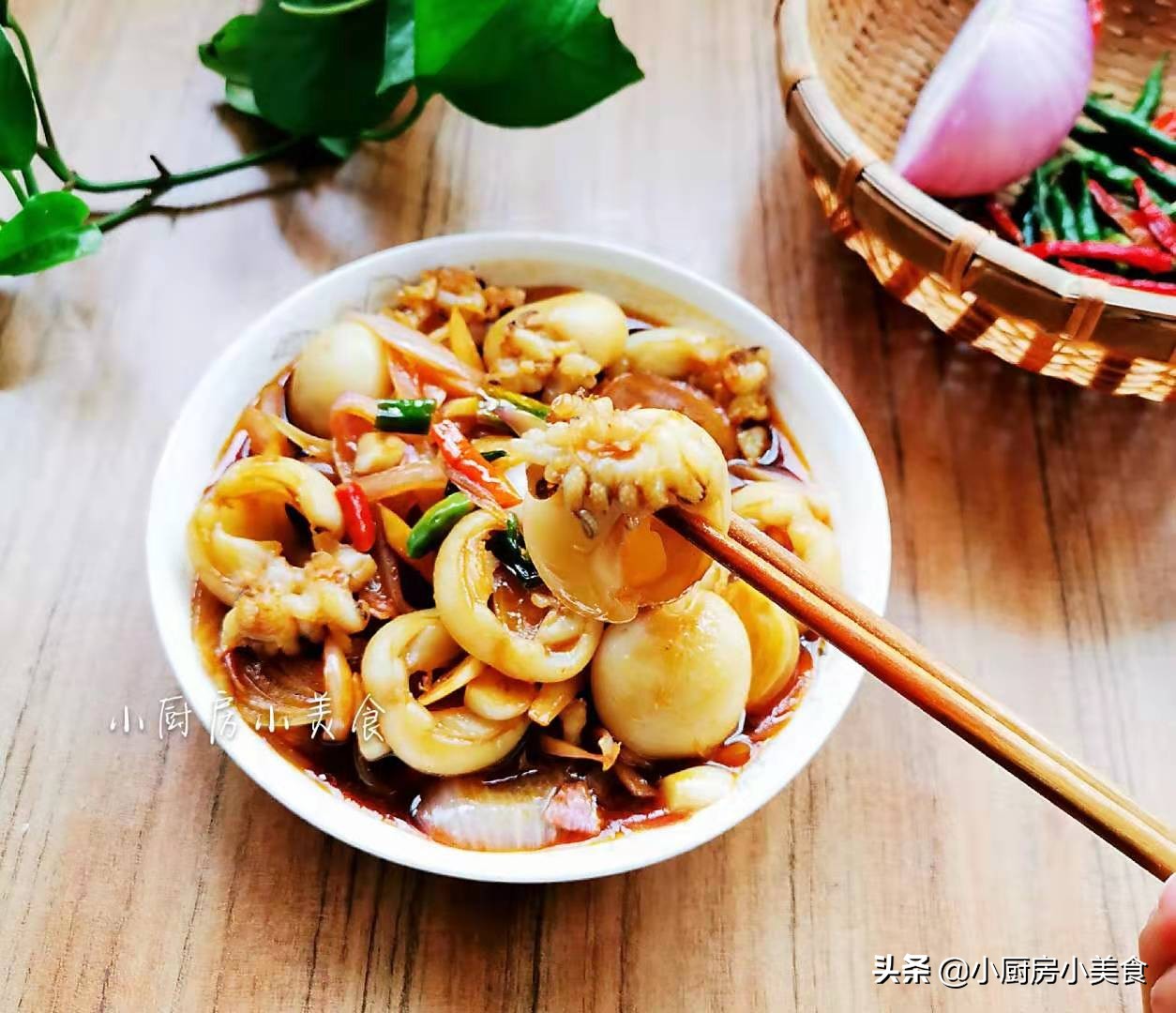 元宵节出不了门，用这调料做道海鲜菜，家人都说好吃，一点也不腥