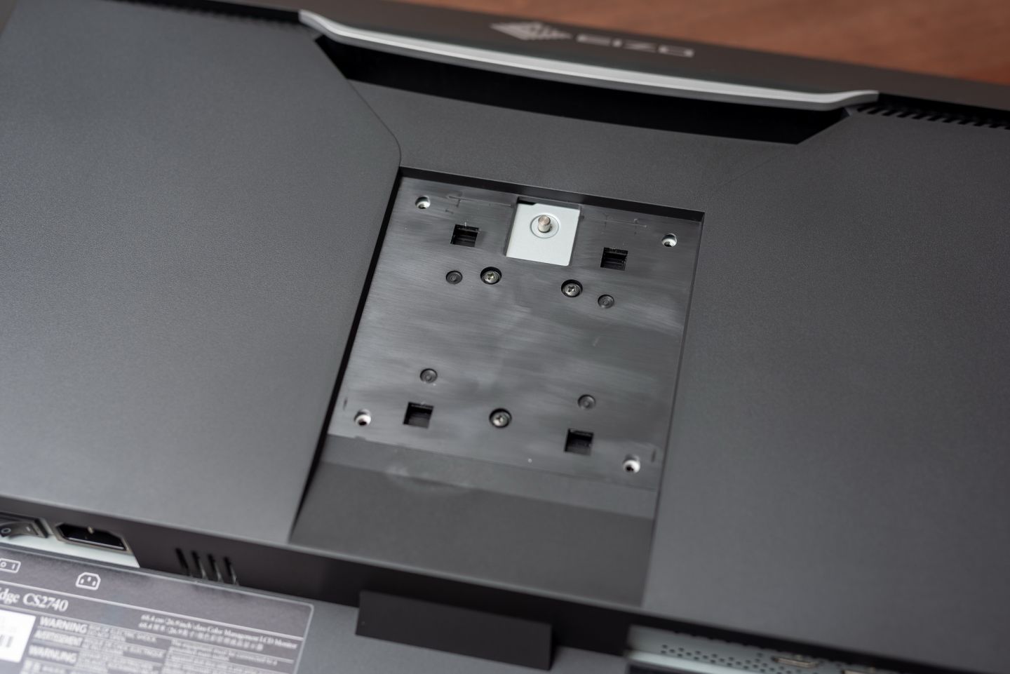 艺卓cs2740显示器亮度设置为多少,艺卓入门级2460显示器值得买吗