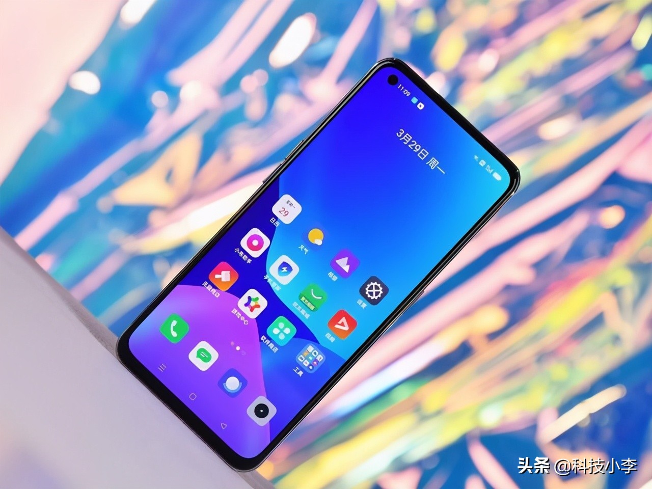 买OPPO手机建议买哪款,今年oppo手机哪一款最值得入手