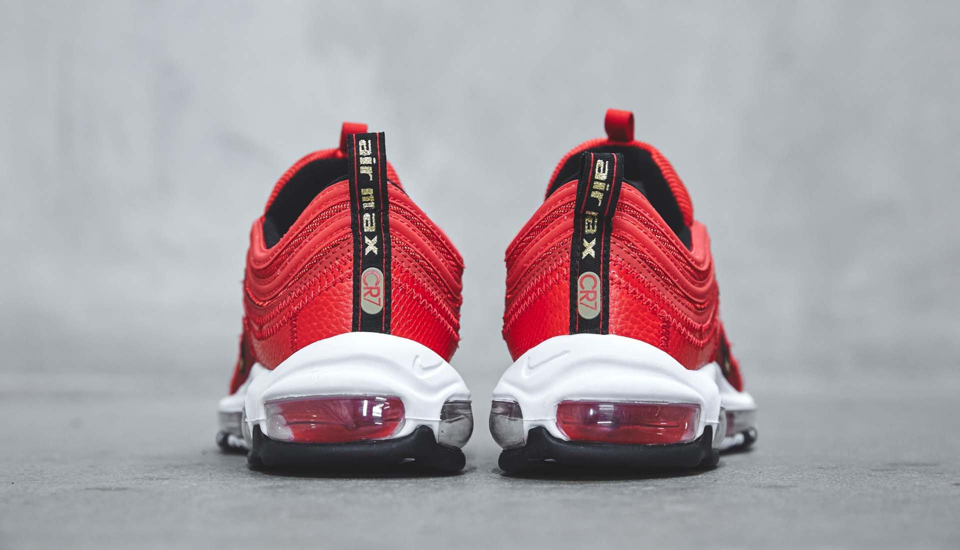 本命年要穿红色的鞋么,本命年适合买什么鞋