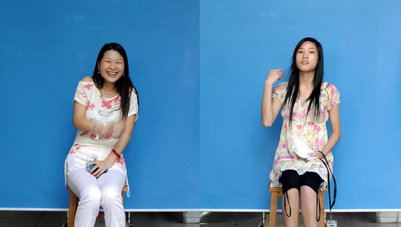 他用20年,拍下了流水线上的一代“打工人”