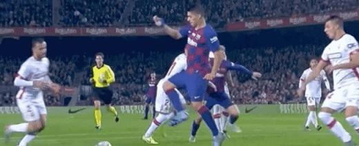 苏亚雷斯在马竞多久得冠,苏亚雷斯攻入巴萨球门