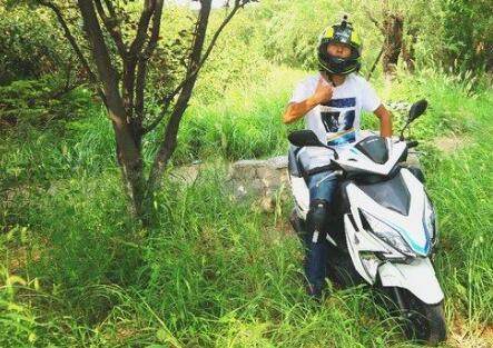 新大洲本田颜值高,新款新大洲本田裂行125踏板摩托车