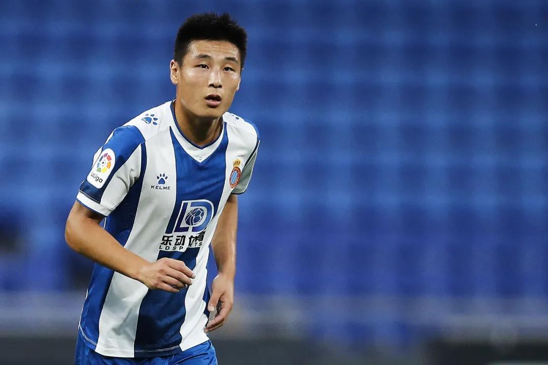 谁能拯救巴塞罗那足球俱乐部,谁来拯救中国足球