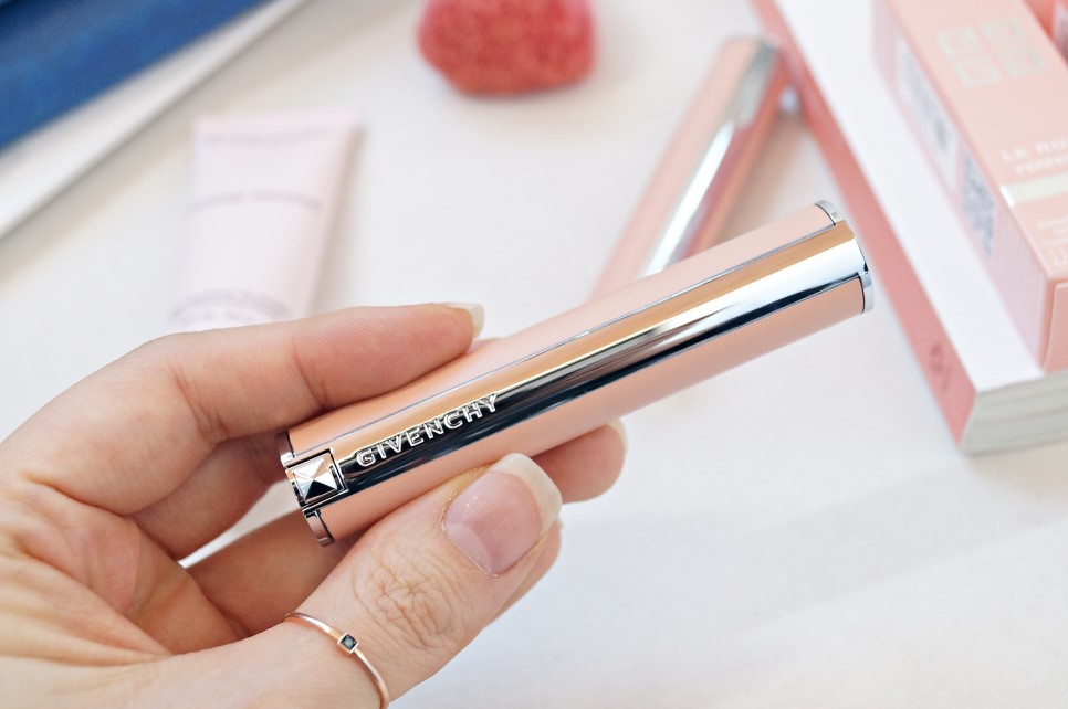 纪梵希丝绒小羊皮304,纪梵希小羊皮试色黄黑皮