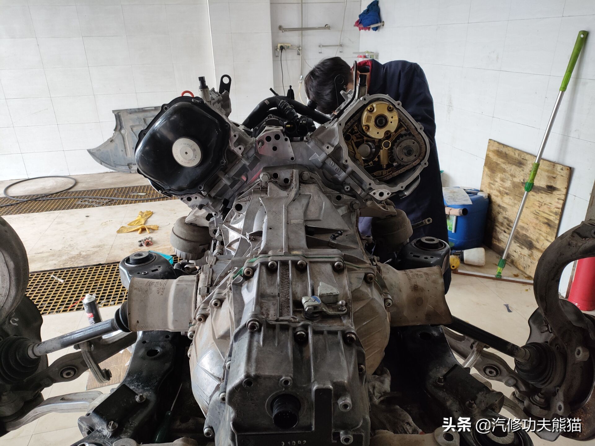 08款奥迪a6l手动挡2.0t烧机油么,09款奥迪a6l2.4烧机油怎么解决