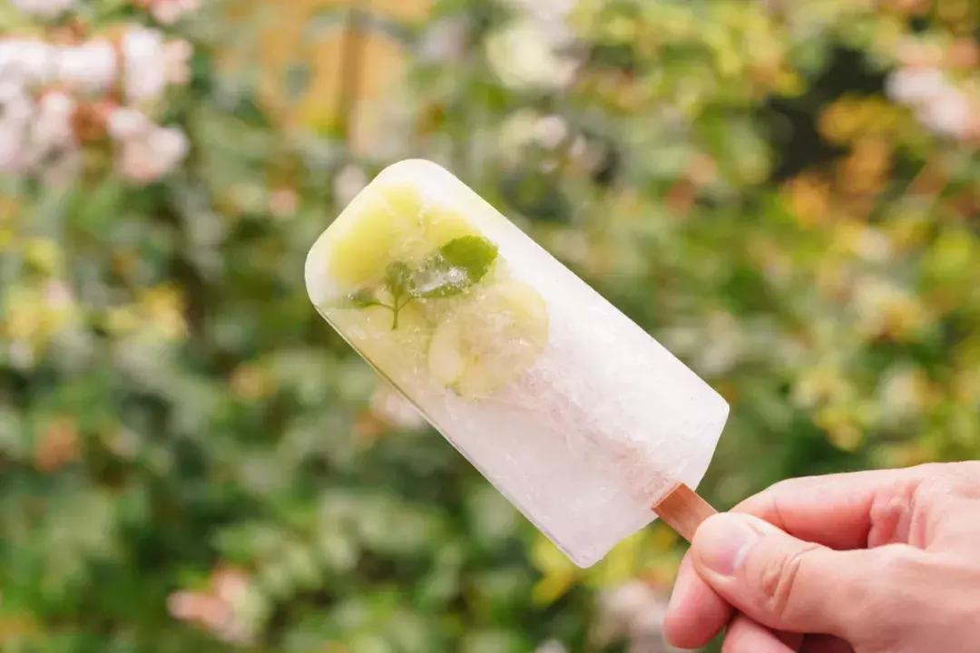 如何在家自制奶油冰棍,自制冰棍手工制作