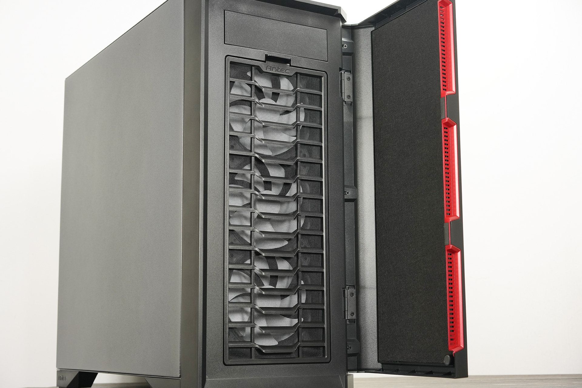 中奖了一个300元的散热却去装了台万元游戏主机？