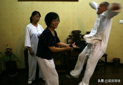 骗人的大师被揭穿,识破江湖大师骗局