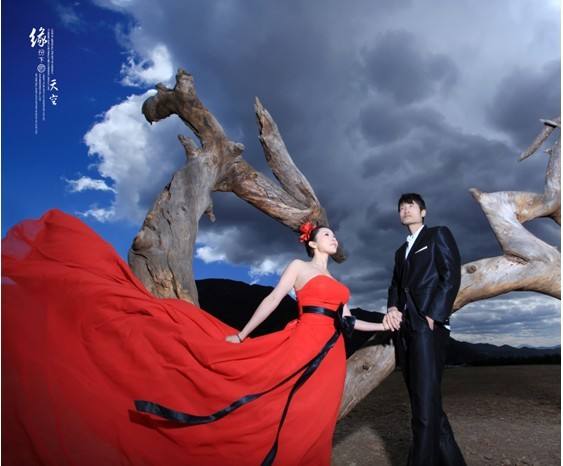 宏远宝贝13年成最老牌啦啦队,丰满性感被模仿,转型变美工程