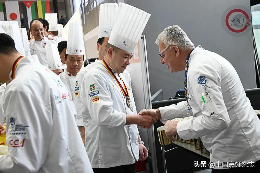 冲奥背后的故事|两支队伍是怎样炼成的