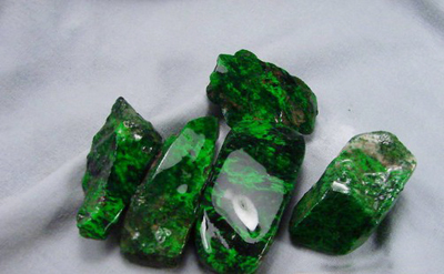 铁龙生翡翠贵吗,铁龙生翡翠白菜