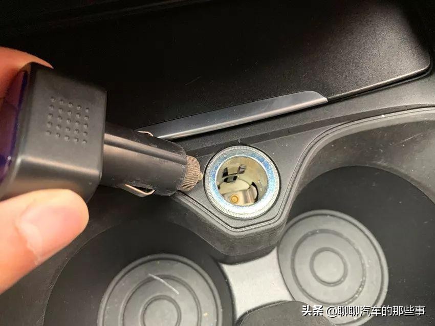 五菱之光油箱灯亮了能跑多少公里,翼虎油箱灯亮了还能跑多少公里