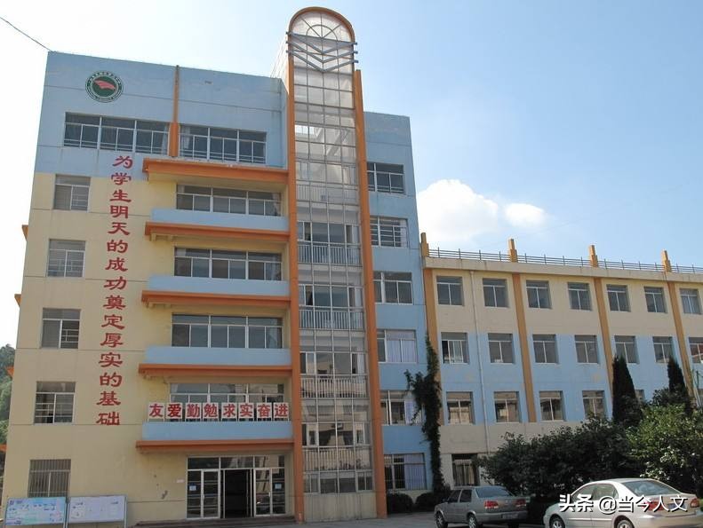 芝罘三所初中重新命名，你知道名字的由来吗