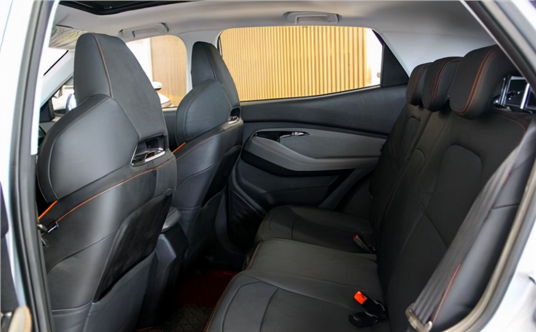 宝骏rs-3新年能卖多少辆,宝骏rs-3裸车手动精英型裸车价