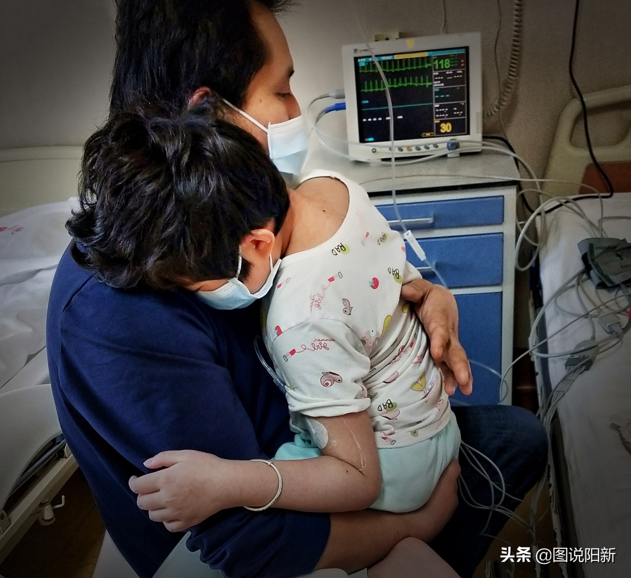 女孩患了200万分之一罕见病,女孩身患罕见怪病