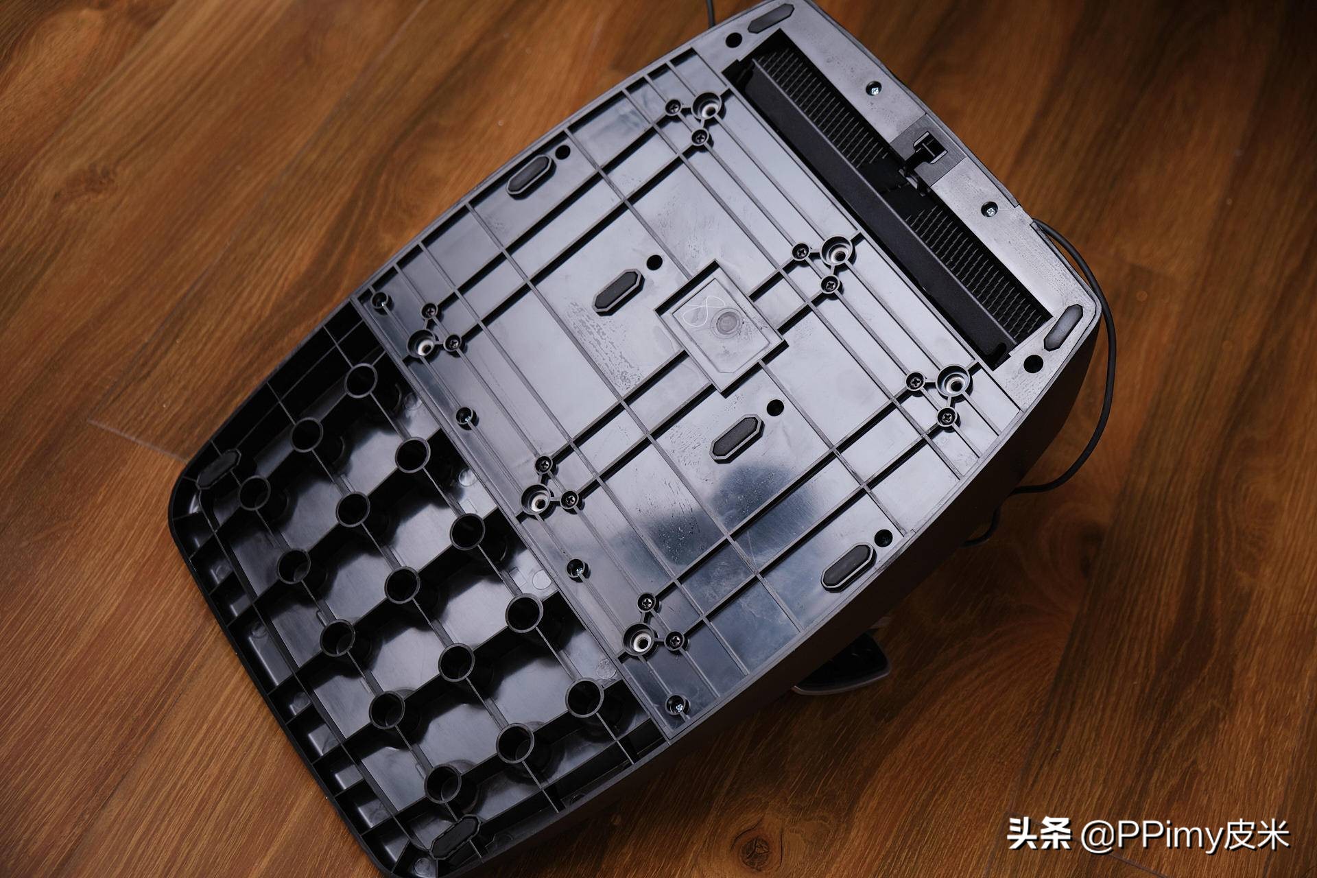 罗技全新方向盘g923开箱,罗技g923配啥座椅