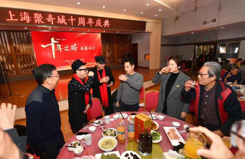 上海聚奇古玩城最新视频,上海聚奇古玩城出过啥宝贝